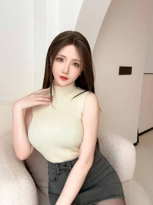 Coser小姐姐星之迟迟牛仔短裙治愈之旅小憩篇主题写真