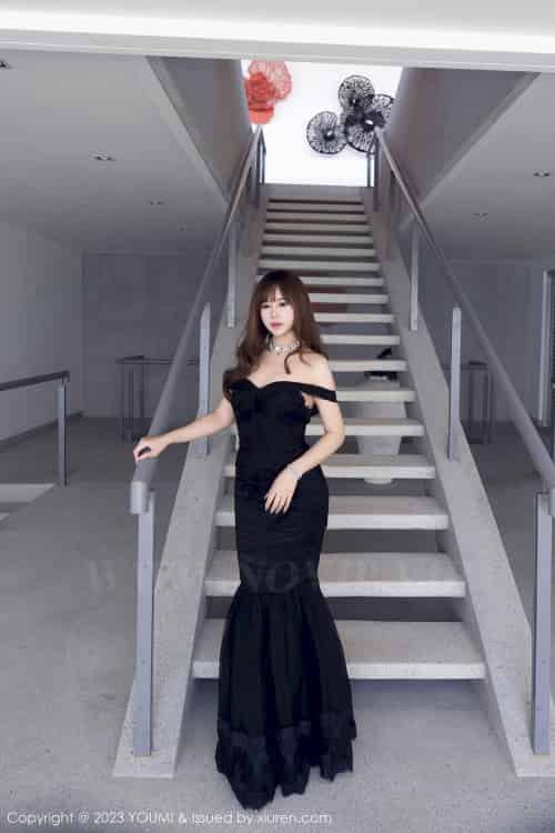 尤蜜荟美女模特icy猪黑色蕾丝服饰搭配魅惑黑丝泰国旅拍-初遇资源网