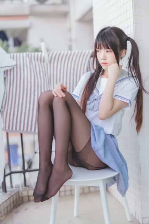 [Cosplay]桜桃喵 – 校服黑丝-初遇资源网