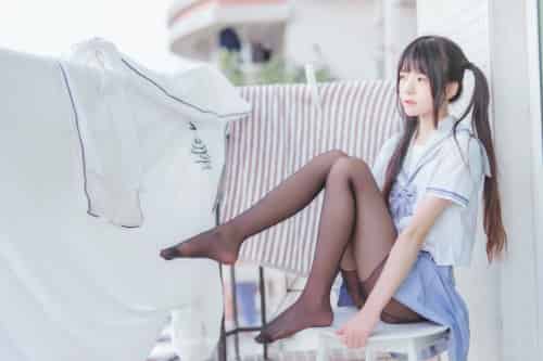 [Cosplay]桜桃喵 – 校服黑丝 