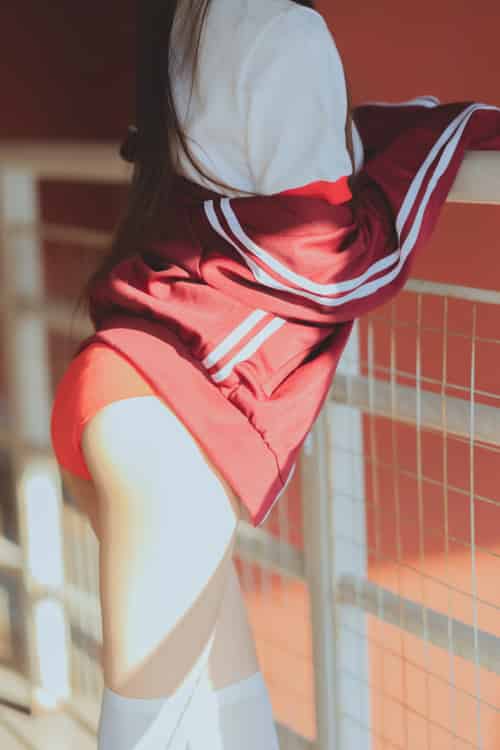 [Cosplay]桜桃喵 – 红色体操服-初遇资源网