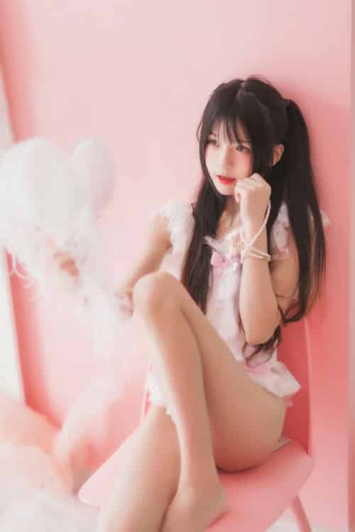 萝莉风COS 桜桃喵 –粉色浴缸-初遇资源网