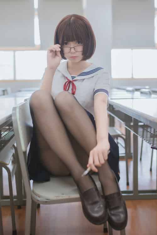 白金Saki写真 – 蘑菇头 