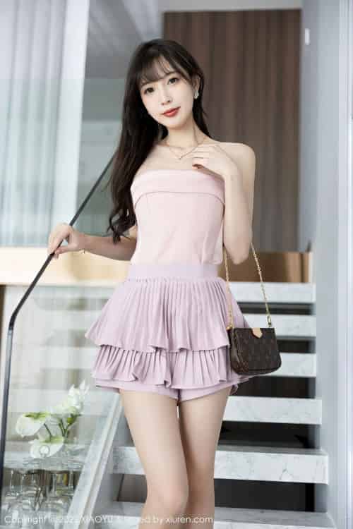 [语画界XIAOYU] Vol.923 模特林星阑 – 粉色服饰+原色丝袜性感写真-初遇资源网