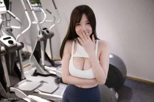 秀人网美女模特糯美子Mini健身房紧身运动内衣系列诱人写真