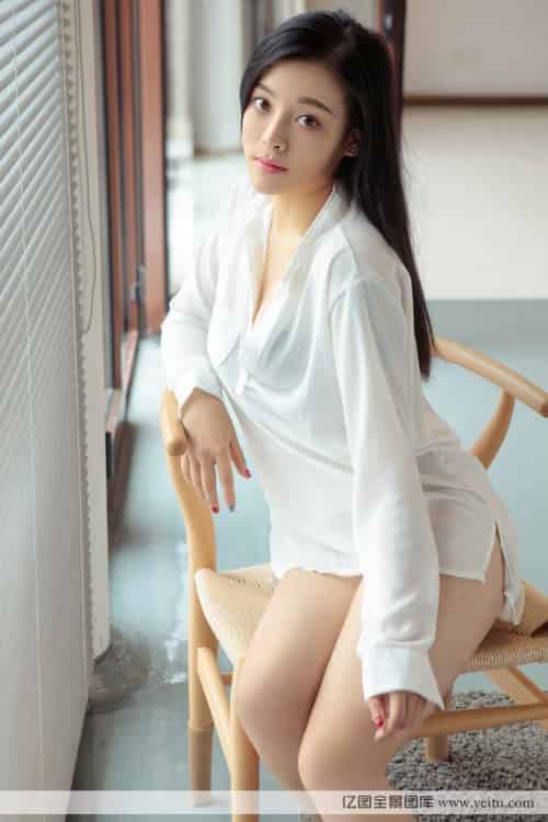 尤果网篮球宝贝凌菲篮球背心蕾丝内衣性感写真-初遇资源网